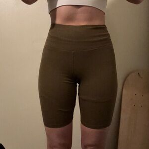 Joah Brown Ribbed Biker Shorts in Brown